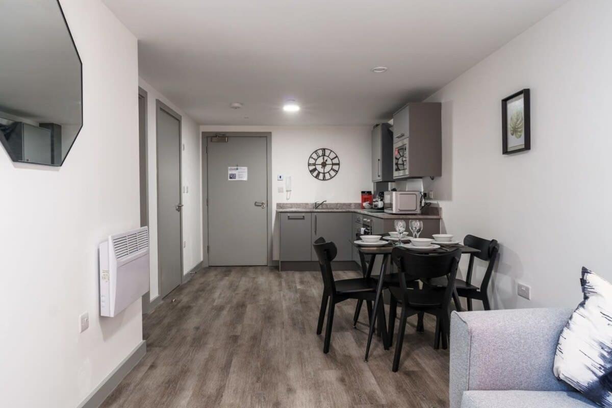 Contemporary 1 Bed Apartment In Liverpool Centre Esterno foto