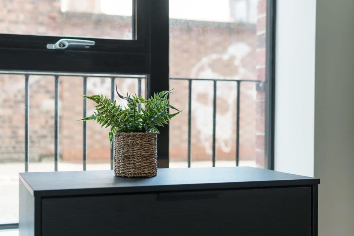 Contemporary 1 Bed Apartment In Liverpool Centre Esterno foto