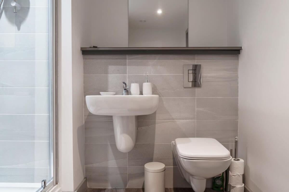 Contemporary 1 Bed Apartment In Liverpool Centre Esterno foto